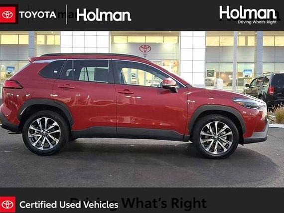 TOYOTA COROLLA CROSS 2024 7MUEAABG0RV083755 image